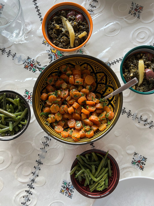 Salade de carottes marinées ("Khizou mchermel")